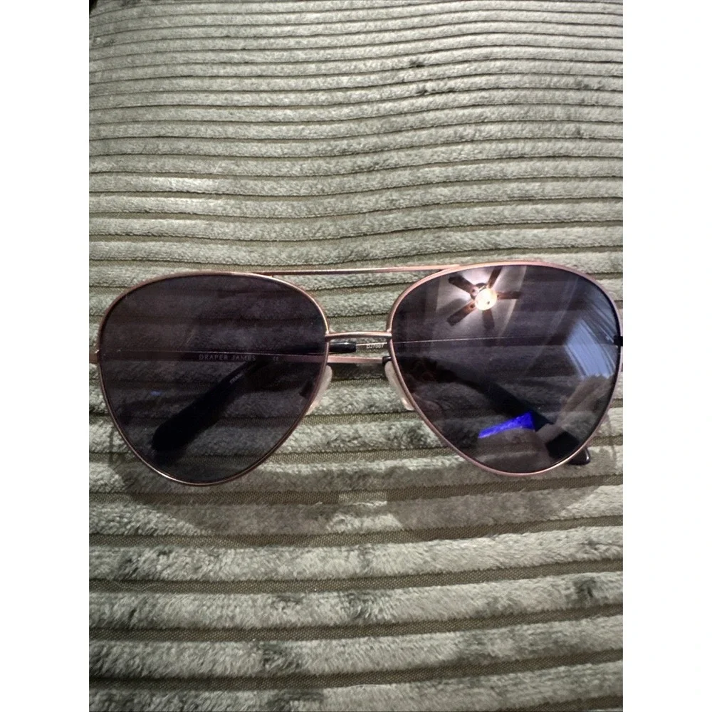 Draper James‎ Women's Rise Gold-Tone Aviator Sunglasses - DJ7007 EUC